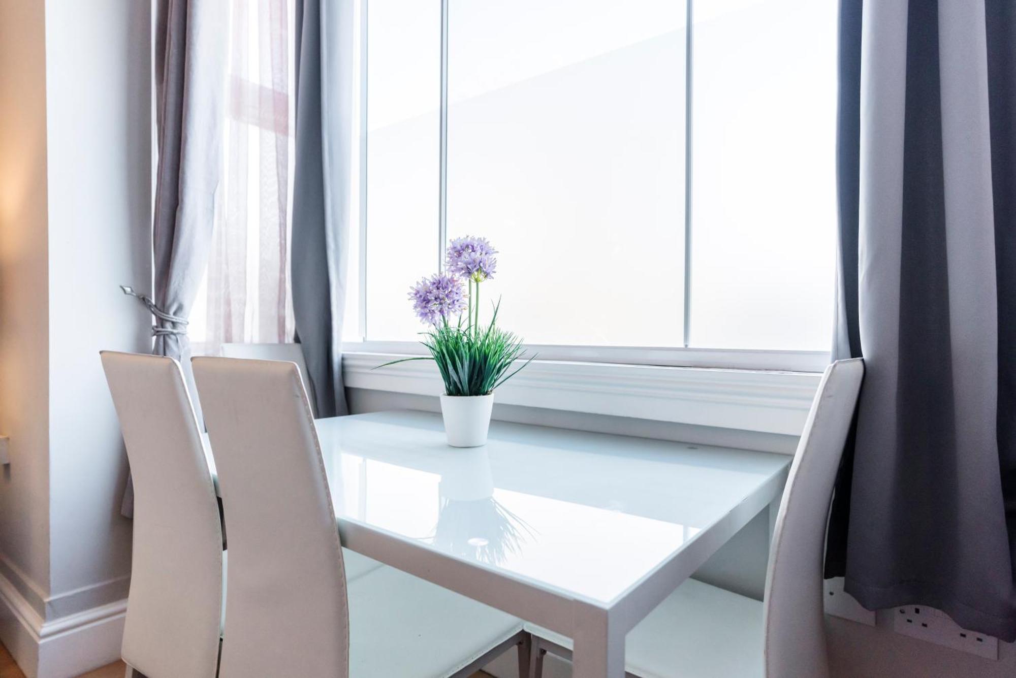 1 Riverside Apartments Норвич Экстерьер фото